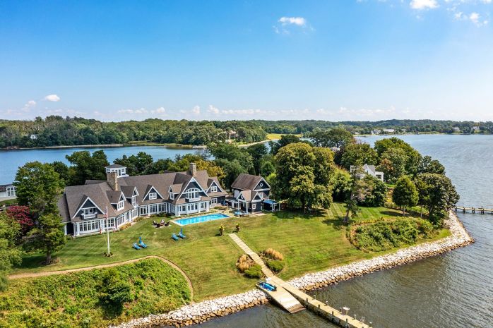 Aerial view of house backyard